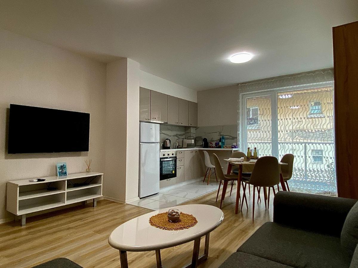 Avrora Suite Varna Esterno foto